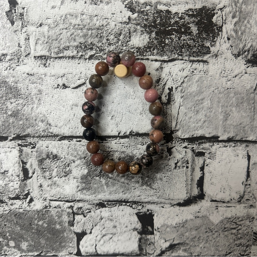EUC Natural Rhodonite Stone Bracelet Pink Black Gemstone Stretch Bracelet